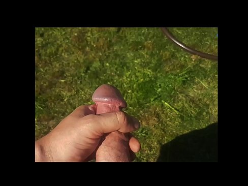 ❤️ Hottie beroa bere pussy arrosa izorratu egiten du eta udako lorategi batean squirt batekin esperma egiten du Izorratu bideoa %eu.valeshop.topan ❌️❤